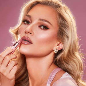Charlotte Tilbury Charlotte's Hollywood Beauty Icon K.I.S.S.I.N.G Lipstick